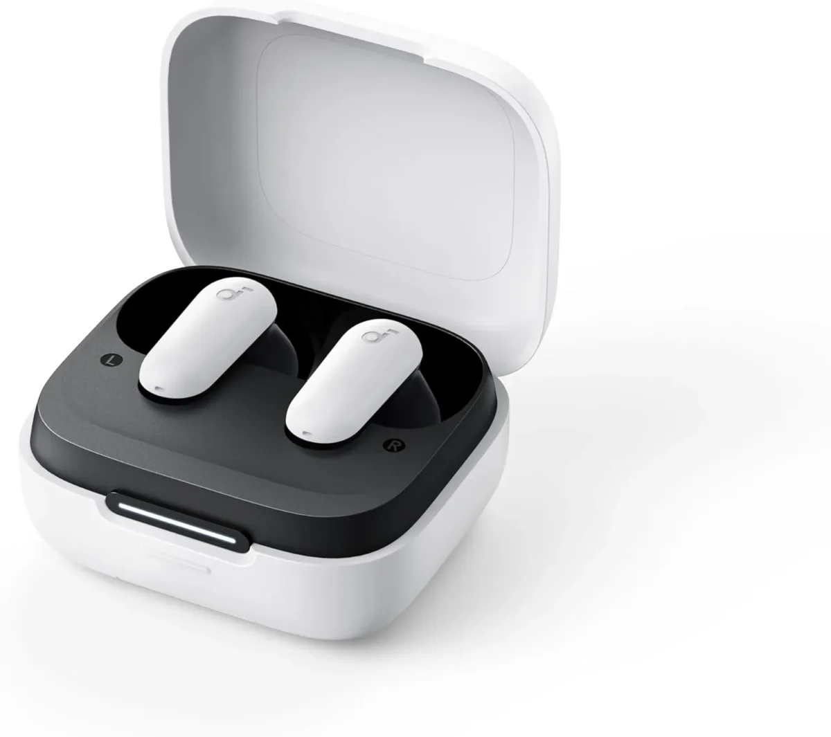 سماعة لاسلكية Anker Soundcore R50i NC بمكبرات 10 ملم وباس عميق، بلوتوث 5.3، 45 ساعة تشغيل، مقاومة للماء IP54، و4 ميكروفونات لمكالمات واضحة بالذكاء الاصطناعي. متوفرة باللون الأبيض.